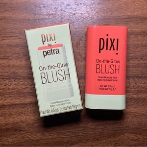Pixi On The Glow Blush Shade Juicy A fresh orange-coral